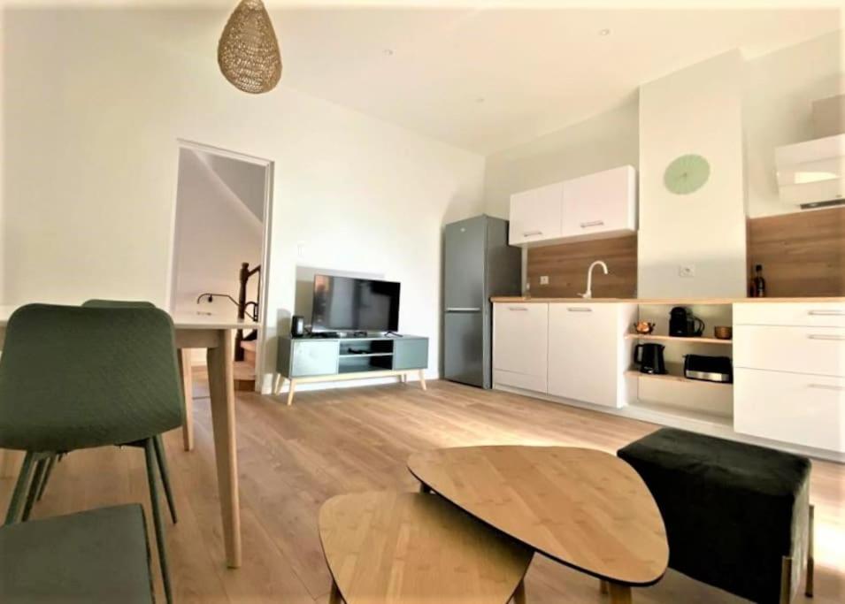 Le Paisiblement Votre 2 Ch, Terrasse, Clim, Park Lägenhet Montauban Exteriör bild